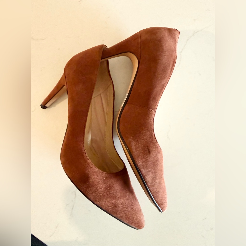 Clarks Laina Rae Tan Suede Heels 10